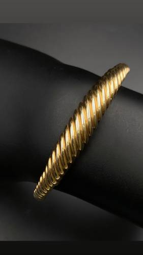 سوارة ذهب عيار 18