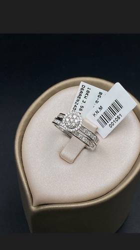 NATURAL DIAMOND RING WITH GOLD K18