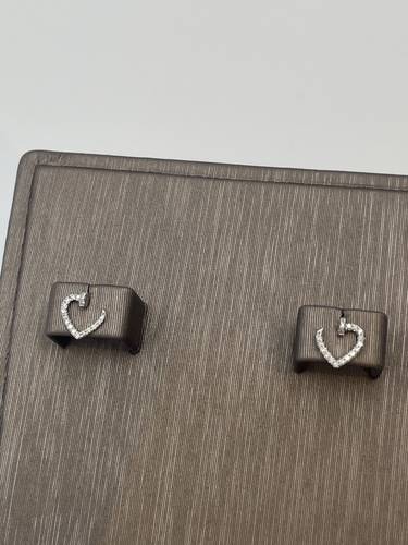 DIAMOND EARINGS