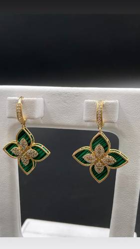 حلق ذهب عيار 18