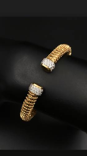 سوارة ذهب عيار 18