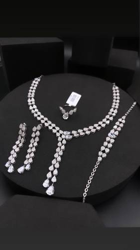 WHITE GOLD SET K18