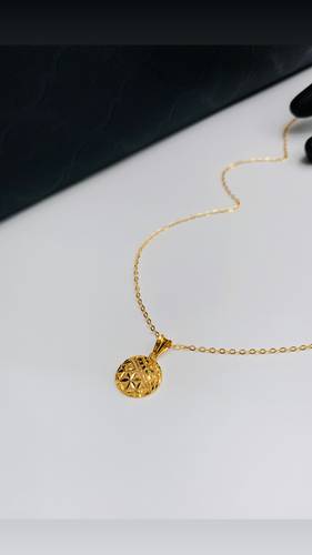 GOLD NECKLACE K21