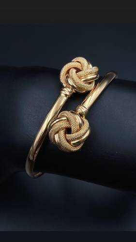 سوارة ذهب عيار 18