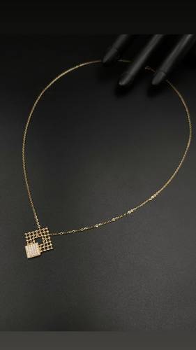 YELLOW GOLD NECKLACE K18