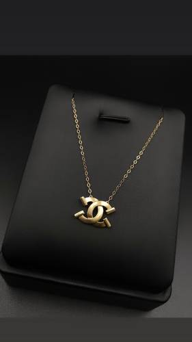 YELLOW GOLD NECKLACE K18
