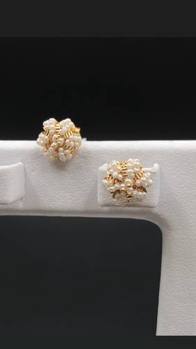 GOLD EARINGS 21K WITH CULTURED PEARL