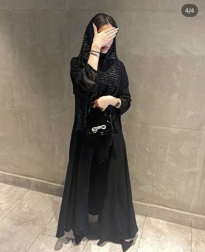 عباية كلوش اكمام لماع