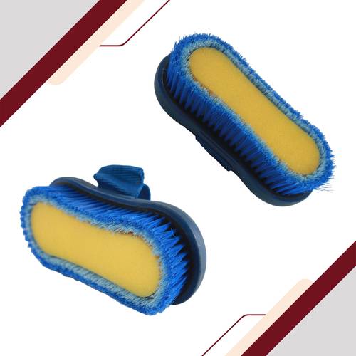 فرشاية نظافة مع اسفنج