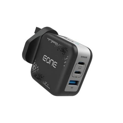 رأس جداري EONE بمنفذ USB ومنفذين Type C بقوة 67W يدعم تقنية الشحن سريع PD