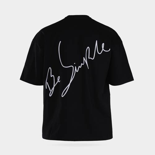 Simple T-Shirt