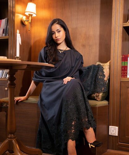 Midi mix wool dress with lace