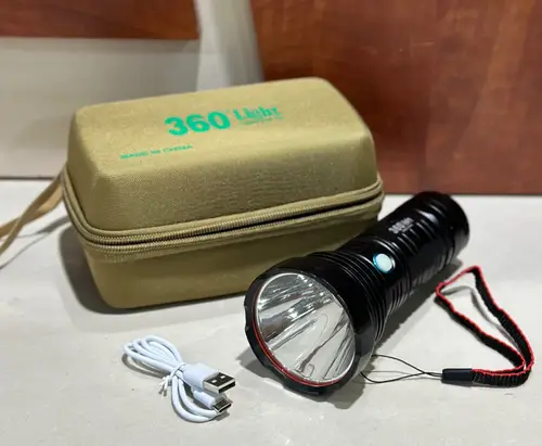 كشاف يدوي من شركه 360