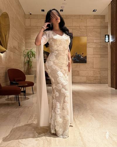 فستان ساندريلا  - (XXXL) الصدر:١٠٢سم , الخصر:٩١سم