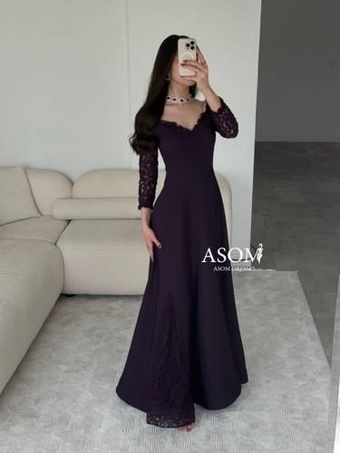 فستان اماليا - (XS) الخصر 24 انش : الصدر 30 انش