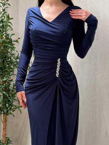 فستان كحيلة  - (XXXXL) الصدر:١٠٨سم , الخصر:٩٧سم