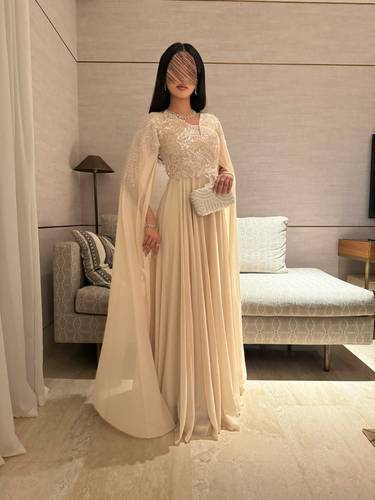 جلابيه ليان  - (XXXL) الصدر:١٠٢سم , الخصر:٩١سم