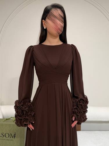 فستان شهد بني  - (XXXXL) الصدر:١٠٨سم , الخصر:٩٧سم