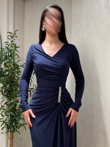 فستان كحيلة  - (XXXXL) الصدر:١٠٨سم , الخصر:٩٧سم