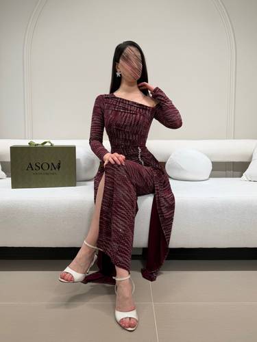 فستان اليسا عودي  - (XS) الخصر 24 انش : الصدر 30 انش