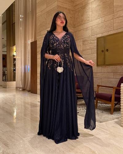 فستان دانا  - (XXXXL) الصدر:١٠٨سم , الخصر:٩٧سم