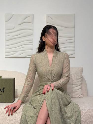فستان دانتيل فستقي - (XXXXL) الخصر 38 انش : الصدر 44 انش