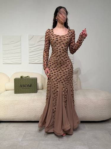 فستان نيرين ذهبي - (XXXXL) الخصر 38 انش : الصدر 44 انش