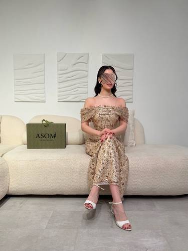 فستان اليتيا ذهبي - (XXXXL) الخصر 38 انش : الصدر 44 انش