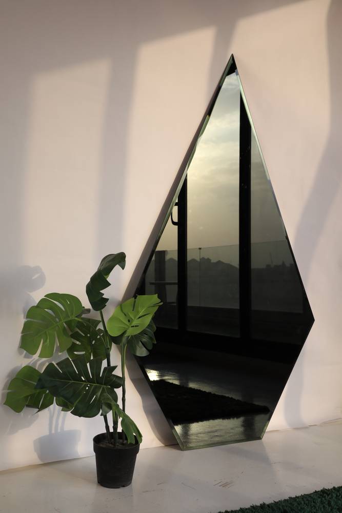 Black Dimond frameless mirror