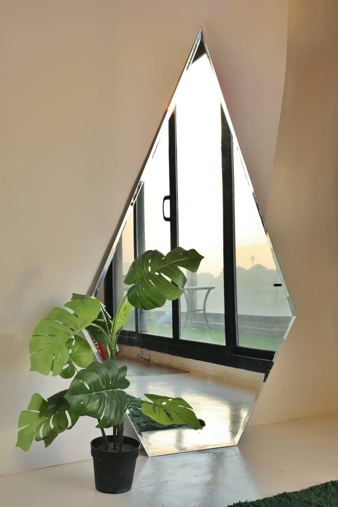  Dimond frameless mirror