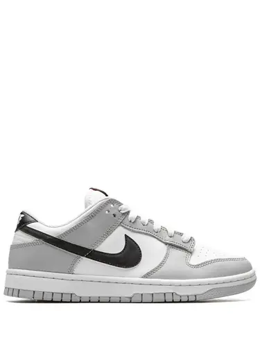 Nike Dunk Low SE 