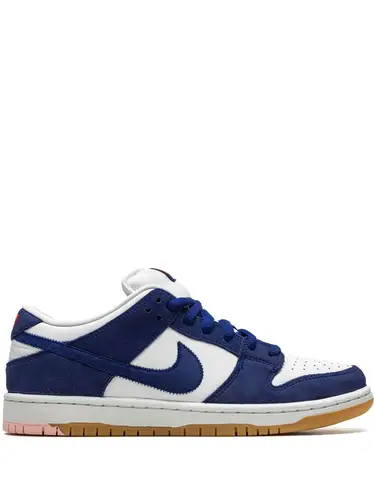 Nike SB Dunk Low 