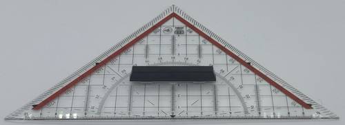 M+R Drawing triangle 22 cm, with handle