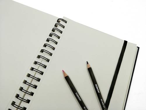 ديروينت - كراس رسم A5 ورق ابيض