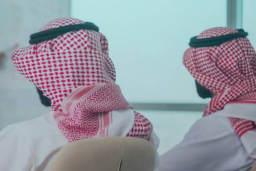 البروتوكول والسمت السعودي للقادة (١٥) ساعة.