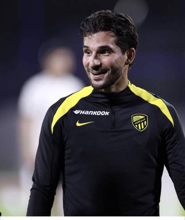 سويتر -الاتحاد طقم كامل
