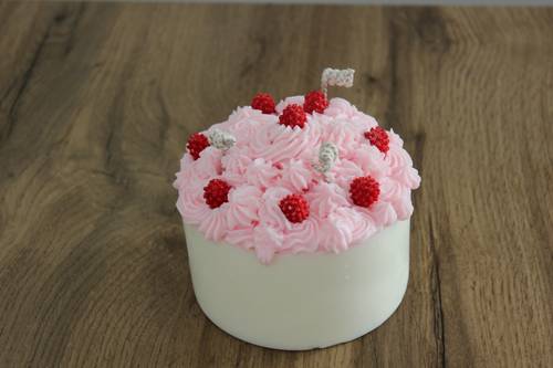 كعكة الشموع 🎂