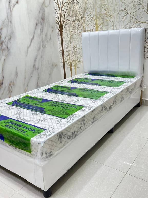 مرتبة اسفنج طبي مضغوط 100*200*15  ارتفاع  سم