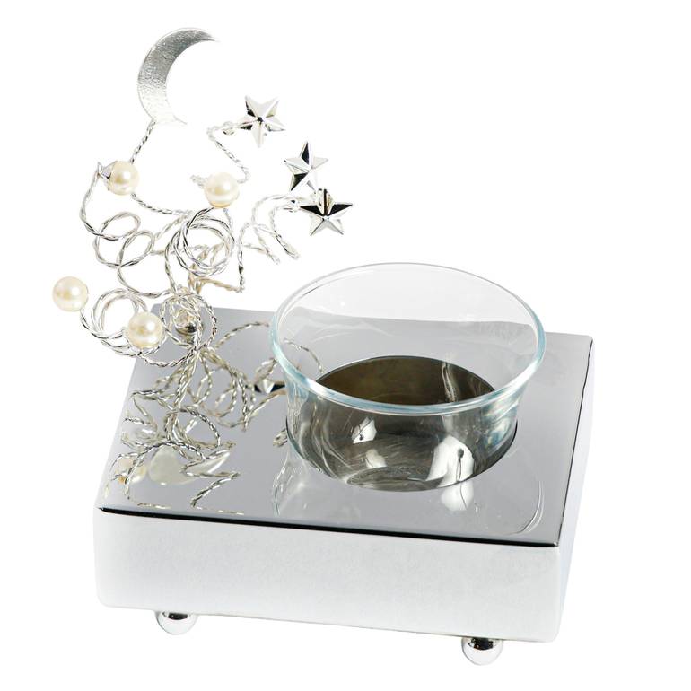 A decorated pearl cup stand