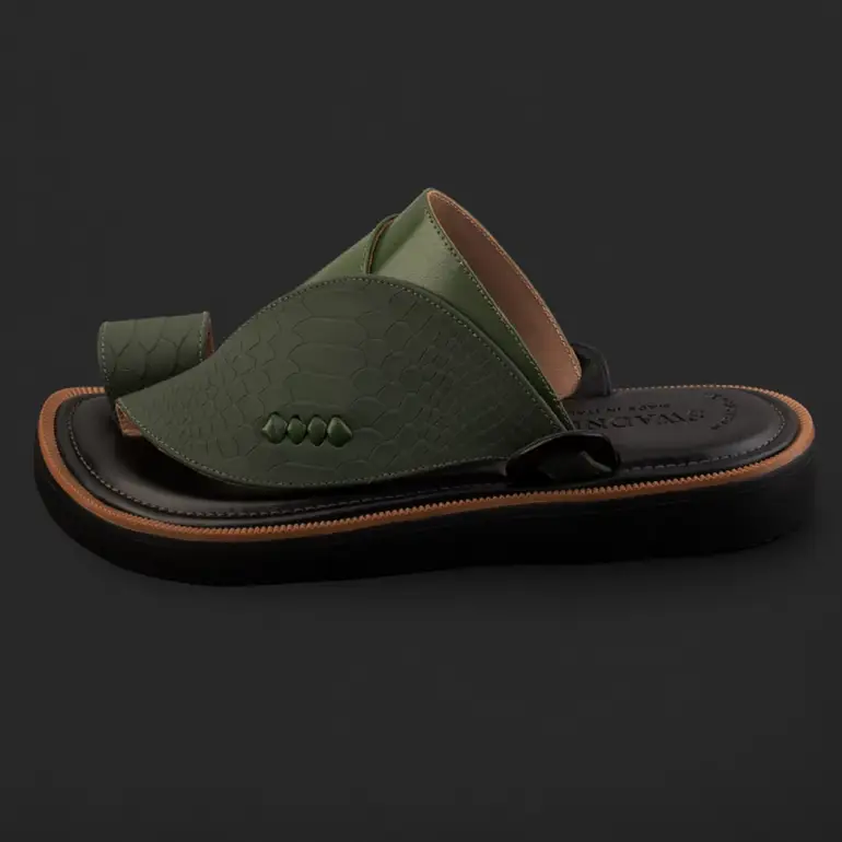 حذاء شرقي جلد طبيعي أخضر مميز SK1204