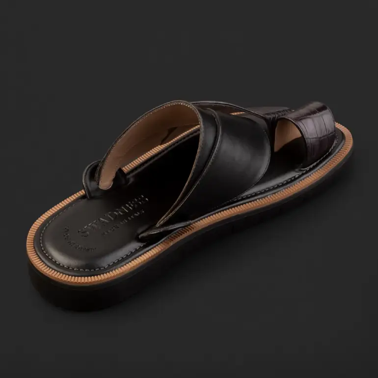 حذاء شرقي أسود رمادي جلد طبيعي فاخر SK1401