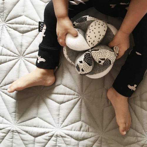  SENSORY CLUTCH BALL | STARS