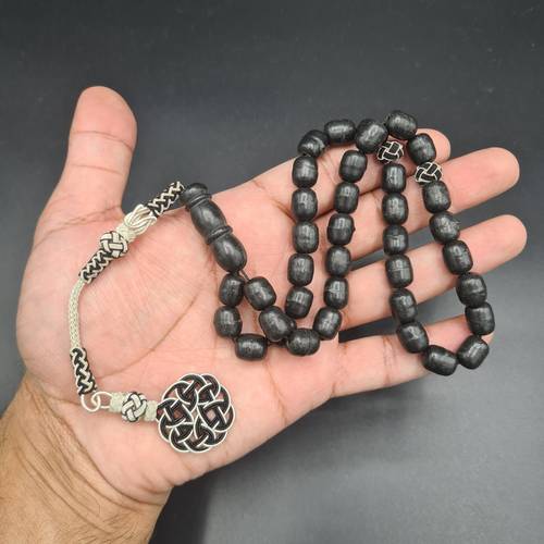 عنبر الحوت 🐋📿