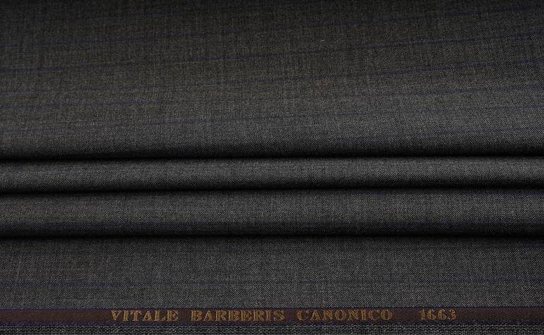 صوف إيطالي ١٠٠٪ من شركة S 110 VITALE BARBERIS  باللون الرمادي الغامق مقلم