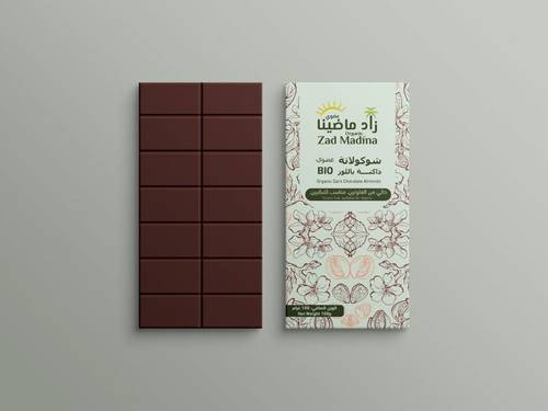 شوكلاته داكنة باللوز عضوي 