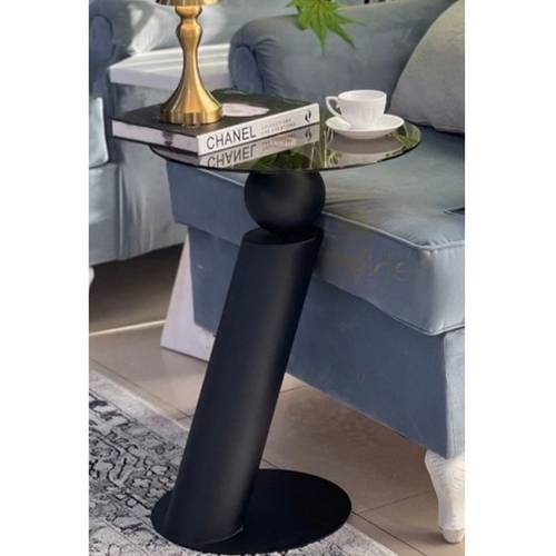 طاولة جانبية 