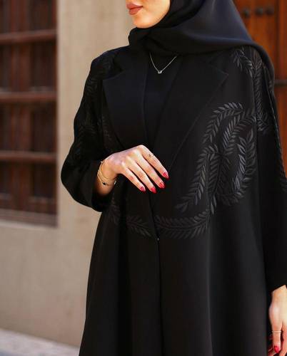 عباية صيفيه تطريز ناعم