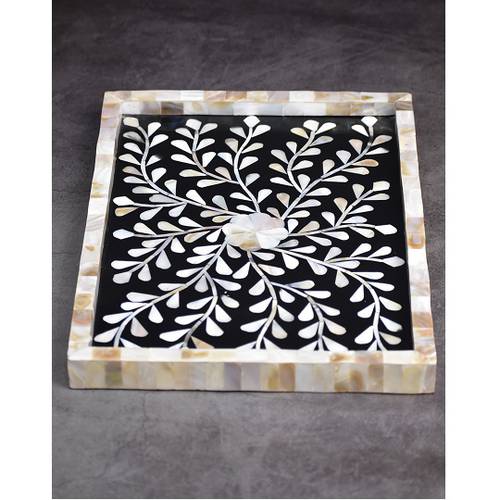 Black Tray pf Pearl