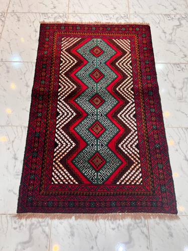 Patterned wool carpet