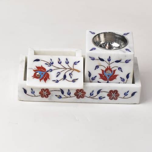 Marble Bokhoor set with natural seashells